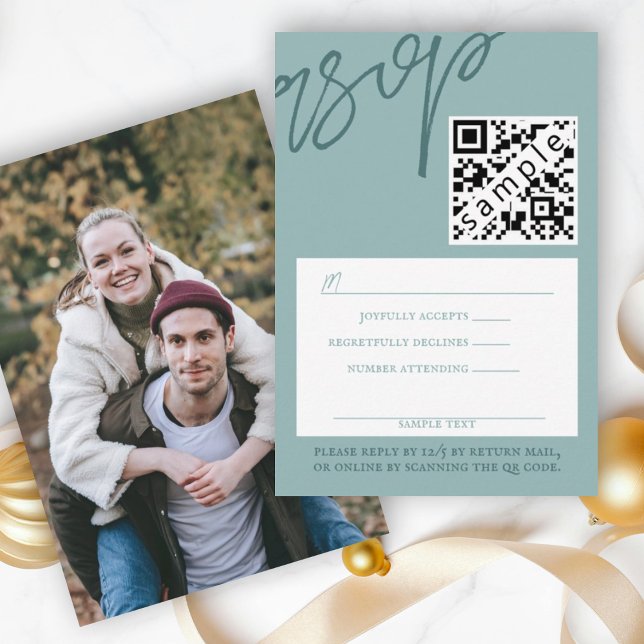 Tarjeta RSVP de Boda Verde de Invierno con código  (simple winter green rsvp response reply enclosure card mint green script calligraphy qr code barcode)