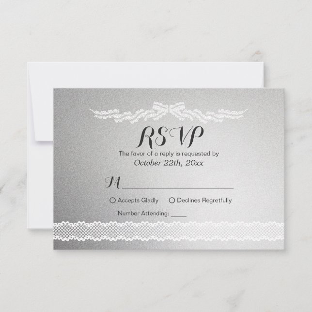 Tarjeta RSVP de bodas de fondo de encaje blanco y  (Anverso)