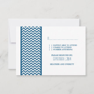 Tarjeta RSVP de borde azul de chevron