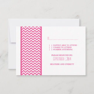 Tarjeta RSVP de borde de chevron rosa