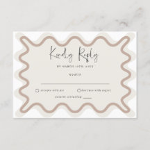 Tarjeta RSVP de borde ondulado Beige Taupe