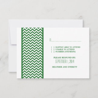 Tarjeta RSVP de borde verde de chevron