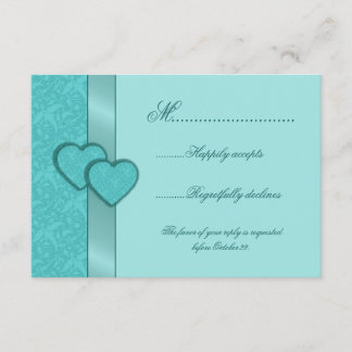 Tarjeta RSVP de cinta satinada y corazón de damasc