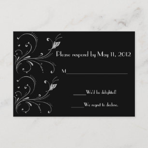 Tarjeta RSVP de desplazamiento de mariposa blanca