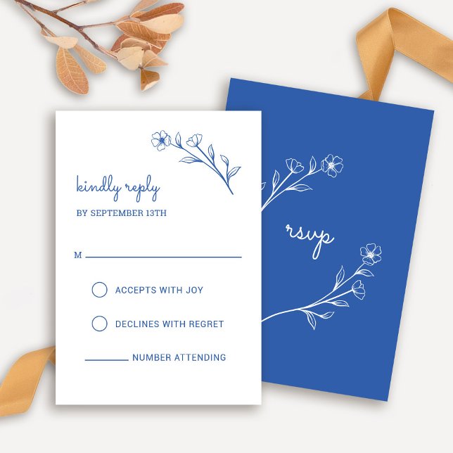 Tarjeta RSVP de flores silvestres en azul cobalto (Wildflower RSVP Card in Cobalt Blue)