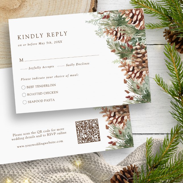 Tarjeta RSVP de invierno Pine (White Watercolor Evergreen Pine Winter RSVP Card QR Code by Painted Paperie
)