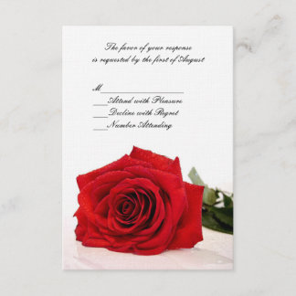 Tarjeta RSVP de la boda de la rosa roja