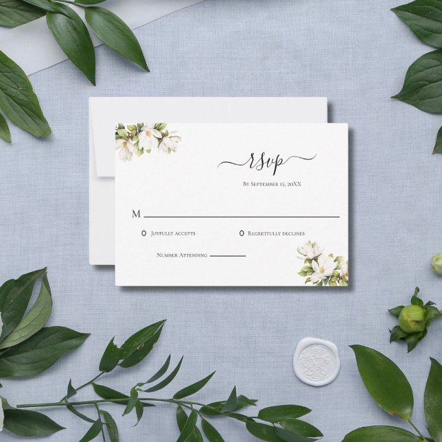 Tarjeta RSVP de la elegante boda de la Magnolias B (White Magnolia Floral Classic Elegant Wedding RSVP Card)