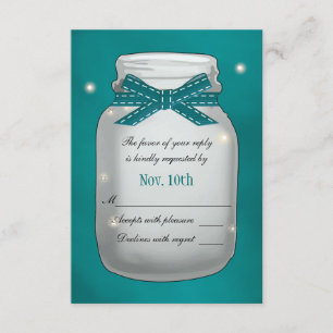 Tarjeta RSVP de Mason Jar verde azulada con luciér