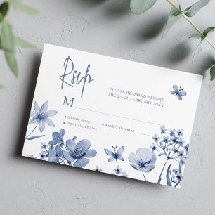 Tarjeta RSVP de respuesta de boda azul con polvo d