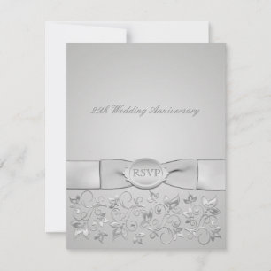 Tarjeta RSVP de RIBBON plateado con flores grisáce