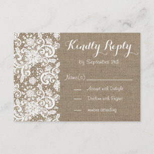 Tarjeta RSVP rusa con burlap y lace para boda