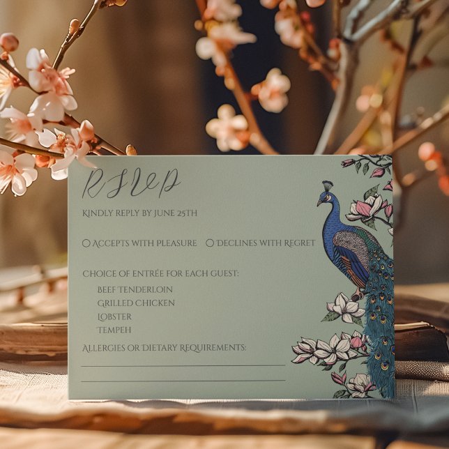 Tarjeta RSVP Sage Green Peacock (Elegant Sage Green RSVP Card for Wedding Ceremonies. Hand Drawn Floral Chinoiserie Peacock & Flowers)