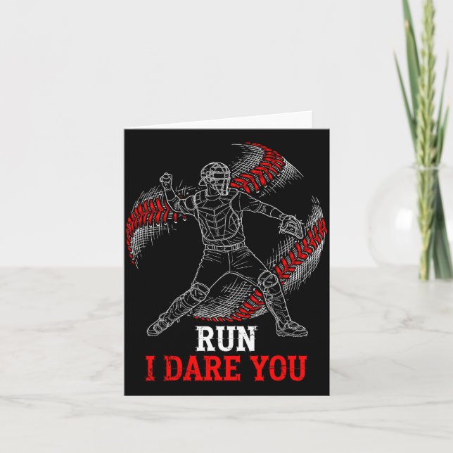 Tarjeta Run I Dare You Funny Baseball Catcher Graphic Play (Anverso)