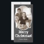 Tarjeta Rustic Chalkboard Photo Navidades<br><div class="desc">Este Navidad rústico o tarjeta de vacaciones presenta un diseño encantador de pizarra antigua y un marco rústico. La plantilla fácil le permite subir su propia foto.</div>
