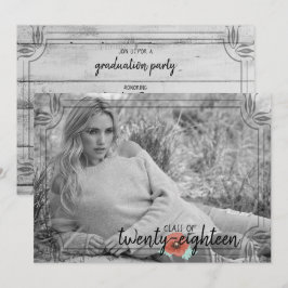 Tarjeta Rústica de Graduación de Flores de Madera 