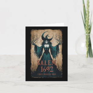 Tarjeta Salem 1692 Se les escapó uno Halloween Bruja femin