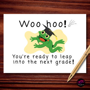 Tarjeta Salto Woo Hoo al próximo grado Felicidades