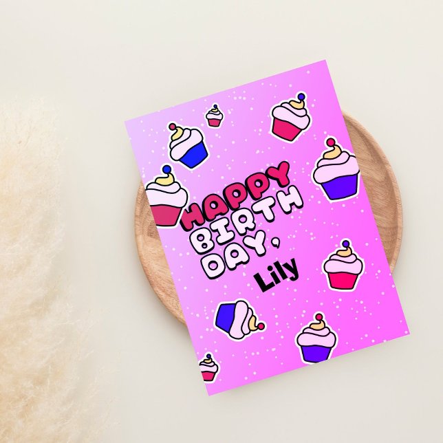 Tarjeta Saludo de cumpleaños de la pastelita Niña PInk (Subido por el creador)