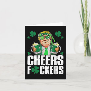 Tarjeta Saludos por la bebida divertida de cerveza St Patr