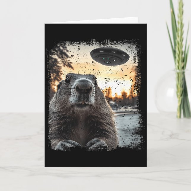 Tarjeta Sci-fi Aliens Landing Weird Ufo Groundhog  (Anverso)