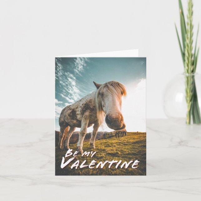 Tarjeta Sé mi San Valentín con caballo de mirada (Anverso)