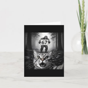 Tarjeta Selfie Divertida de Gato con Bigfoot 67 Seis Siete