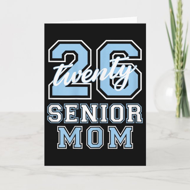 Tarjeta Senior Mom Cl Of 2026 Graduation Pale Blue Letters (Anverso)
