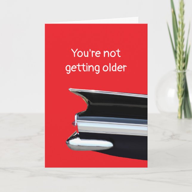 Tarjeta ¿Ser mayor o clásico? Cumpleaños personalizado (Anverso)