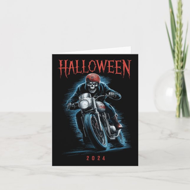 Tarjeta Skeleton Biker On Motorcycle Halloween 2024 Spooky (Anverso)