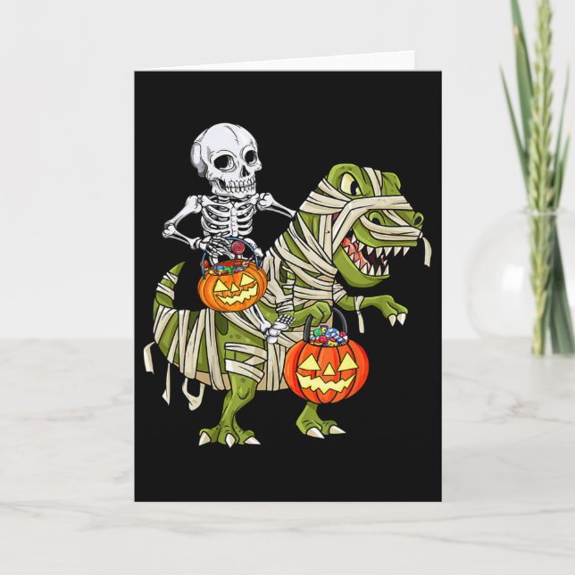 Tarjeta Skeleton Riding Mummy Dinosaur T Rex Halloween Fun (Anverso)