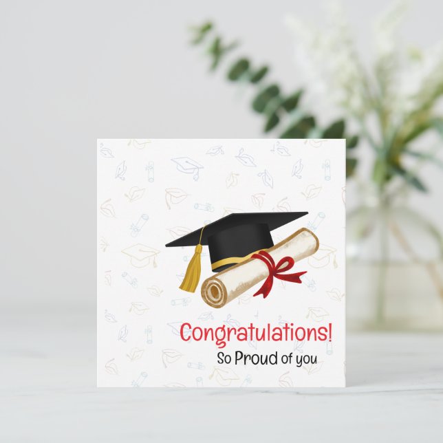 Tarjeta So Proud of You Graduation Congratulations (Anverso de pie)