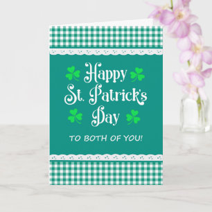 Tarjeta St Patrick's para los dos Shamrock Green Checks