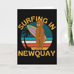 Tarjeta Surfear en Newquay, Bigfoot Buenas Vibraciones Sur