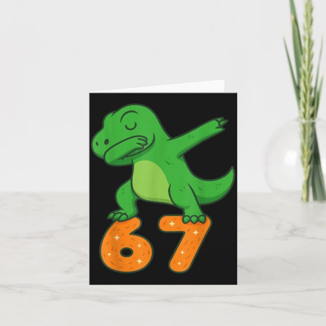 Tarjeta T-rex Dinosaur Dabbing 67 Meme Six Seven Funny  (Anverso)