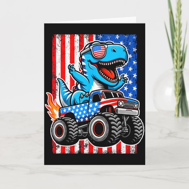 Tarjeta T-rex divertido montando camión monstruo 4 de juli (Anverso)