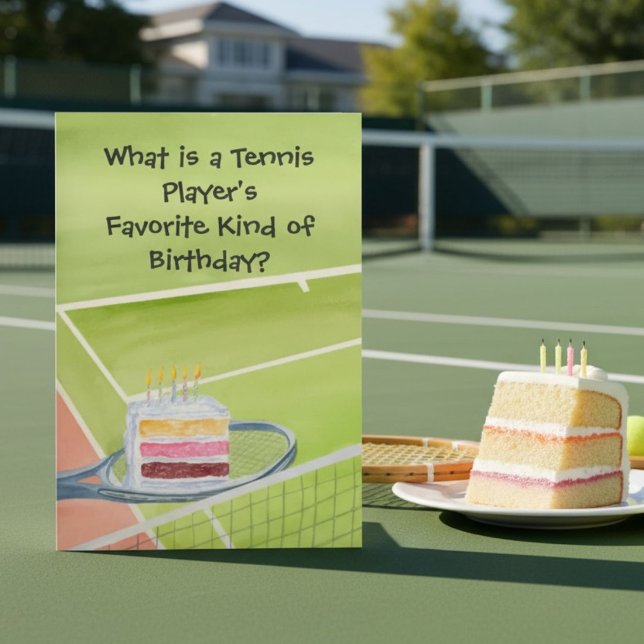 Tarjeta Tarta de cumpleaños divertida de tenis servida en  (Subido por el creador)