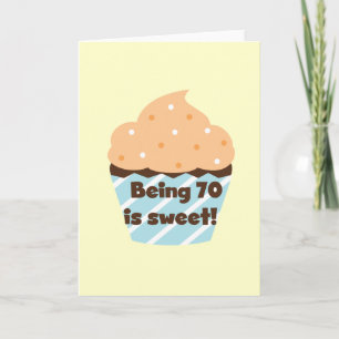 Tarjeta Tener 70 años es dulces camisetas de cumpleaños y 