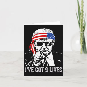 Tarjeta Tengo nueve vidas - Funny de Trump 2024