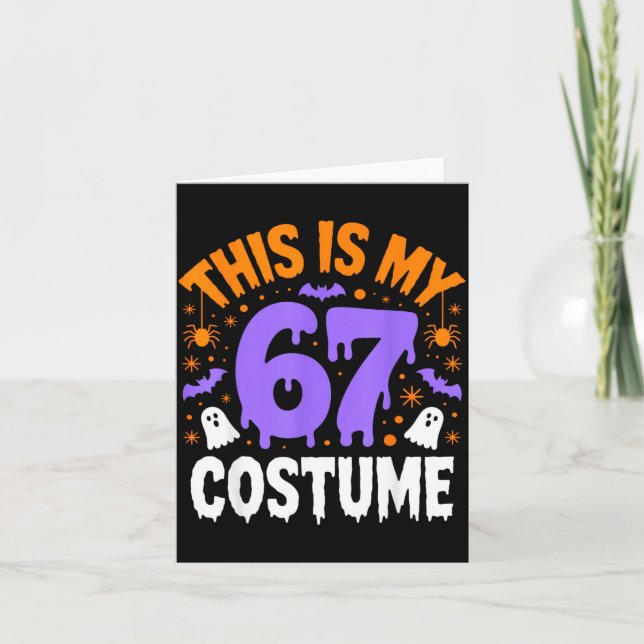 Tarjeta This Is My 67 Costume Funny Halloween Retro Style  (Anverso)