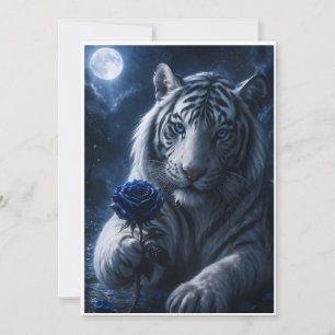 Tarjeta Tigre Blanco con Rosa Azul Bajo la Luz de la Luna