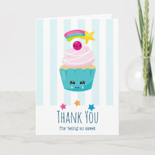 Tarjeta Torta azul dulce con cara de Kawaii gracias por su