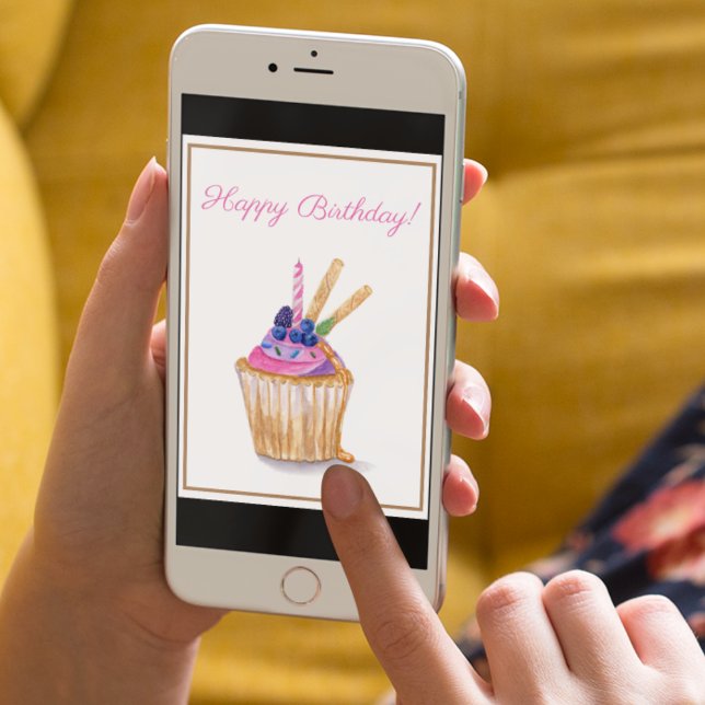 Tarjeta Torta De Berry De Cumpleaños De Acuarela Con Vela (Instantly sweeten their day with this lovely cupcake card.)