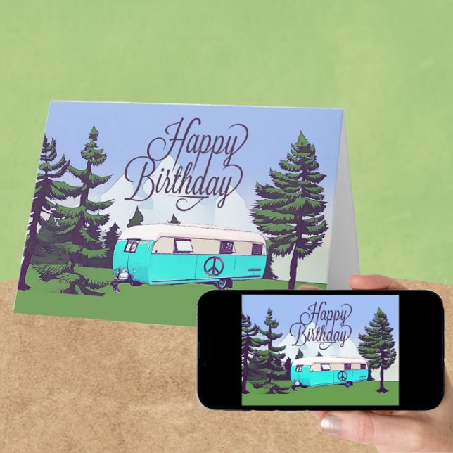 Tarjeta Trailer de Camper Retro con vista a la montaña Cum (Subido por el creador)