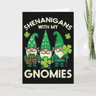 Tarjeta Travesuras de Gnomos del Día de San Patricio con H