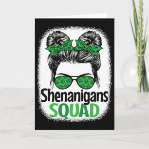 Tarjeta Travesuras Squad Outfit Día de San Patricio Mujere