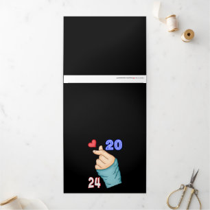 Tarjeta Tríptica Corazón coreano 2024