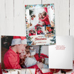 Tarjeta Tríptica Cuatro fotos de la villa de la nieve del invierno<br><div class="desc">Festiva y colorida tarjeta de felicitación de fotos de vacaciones con tres fotos cuadradas con una foto de fondo más grande sobre un fondo de bonitas cabañas de Navidades cubiertas de nieve de invierno con un borde adornado de pino. Incluye campos de texto modificables. Los paneles incluyen plantillas de fotos...</div>