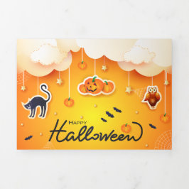 Tarjeta Tríptica Feliz Halloween sobre las nubes