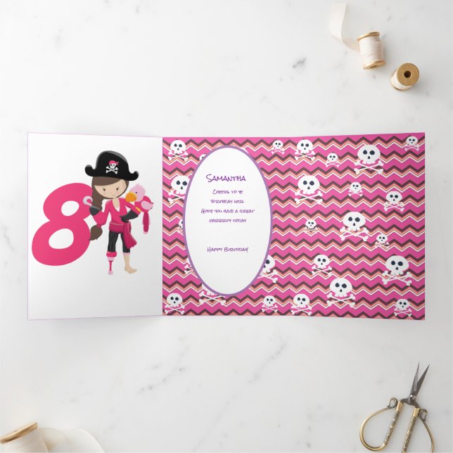 Tarjeta Tríptica Purpurina Chica Pirata 8 cumpleaños (Interior)